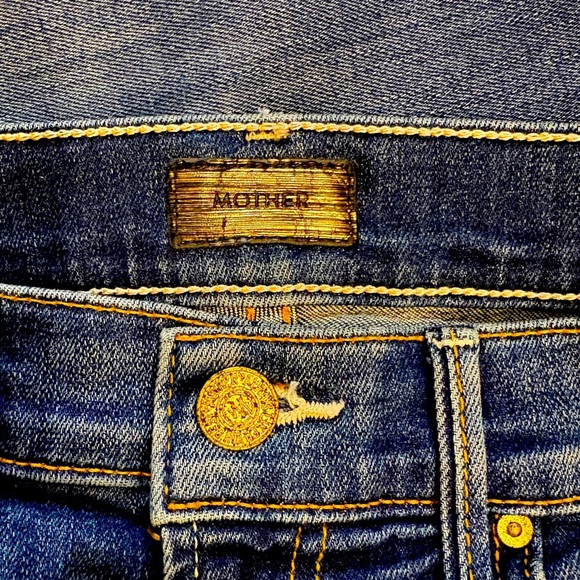 MOTHER The Insider Crop Step Fray in Not Rough Enough Medium Blue Wash Size 26 - Picture 7 of 14